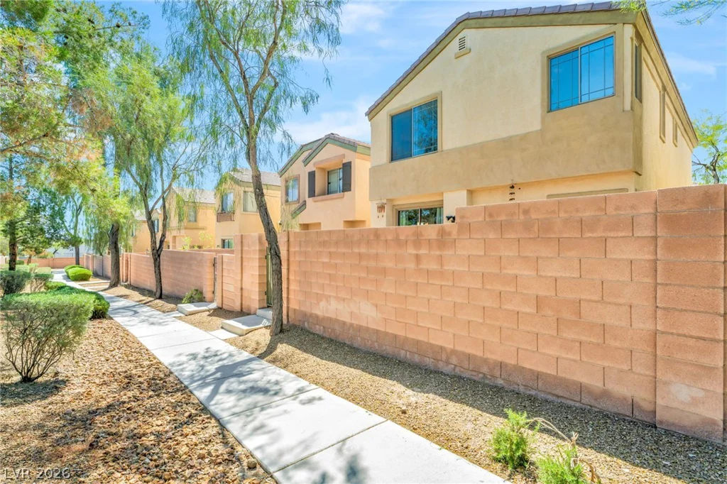 32 Yellow Flame, North Las Vegas, NV 89084