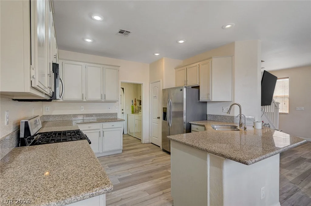 1350 Grass Creek, Henderson, NV 89012