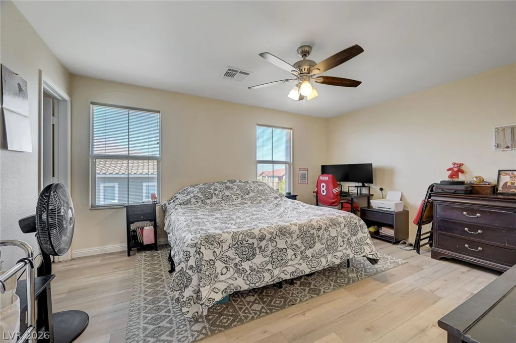 1350 Grass Creek, Henderson, NV 89012