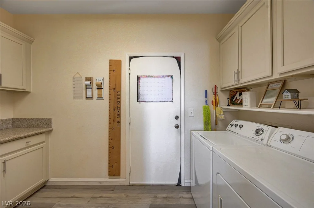 1350 Grass Creek, Henderson, NV 89012