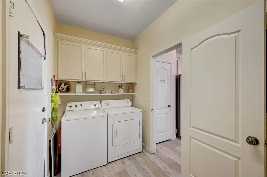 1350 Grass Creek, Henderson, NV 89012