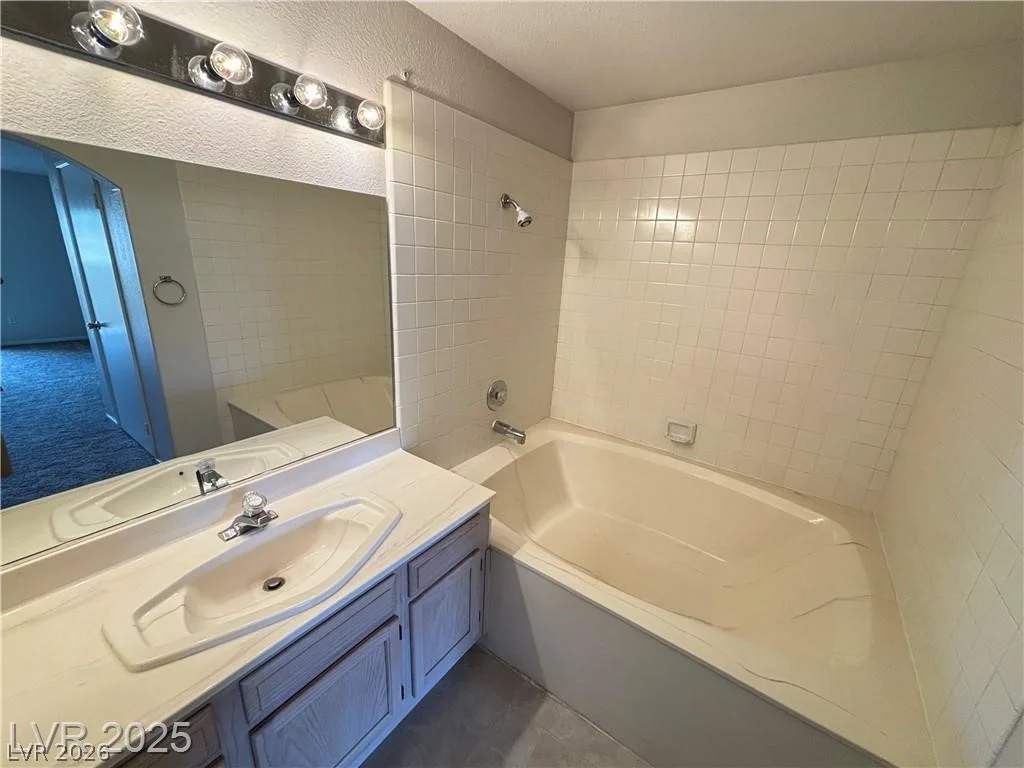698 Racetrack, Henderson, NV 89015