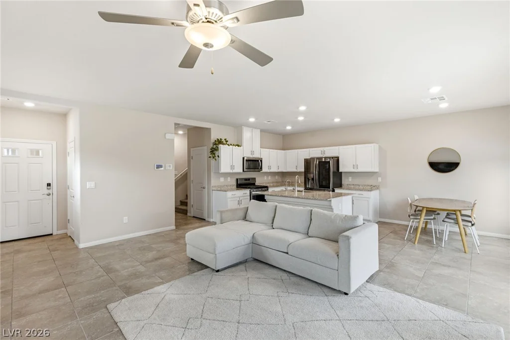 7804 Rachelis, North Las Vegas, NV 89084