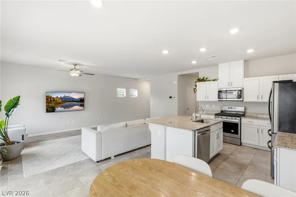 7804 Rachelis, North Las Vegas, NV 89084