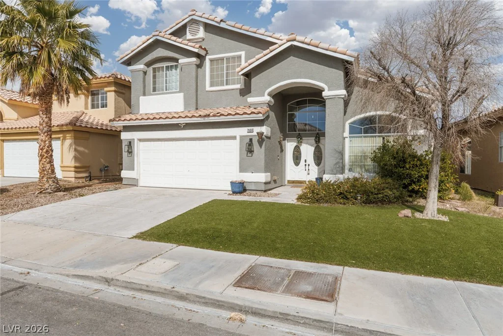 7904 Constantinople, Las Vegas, NV 89129