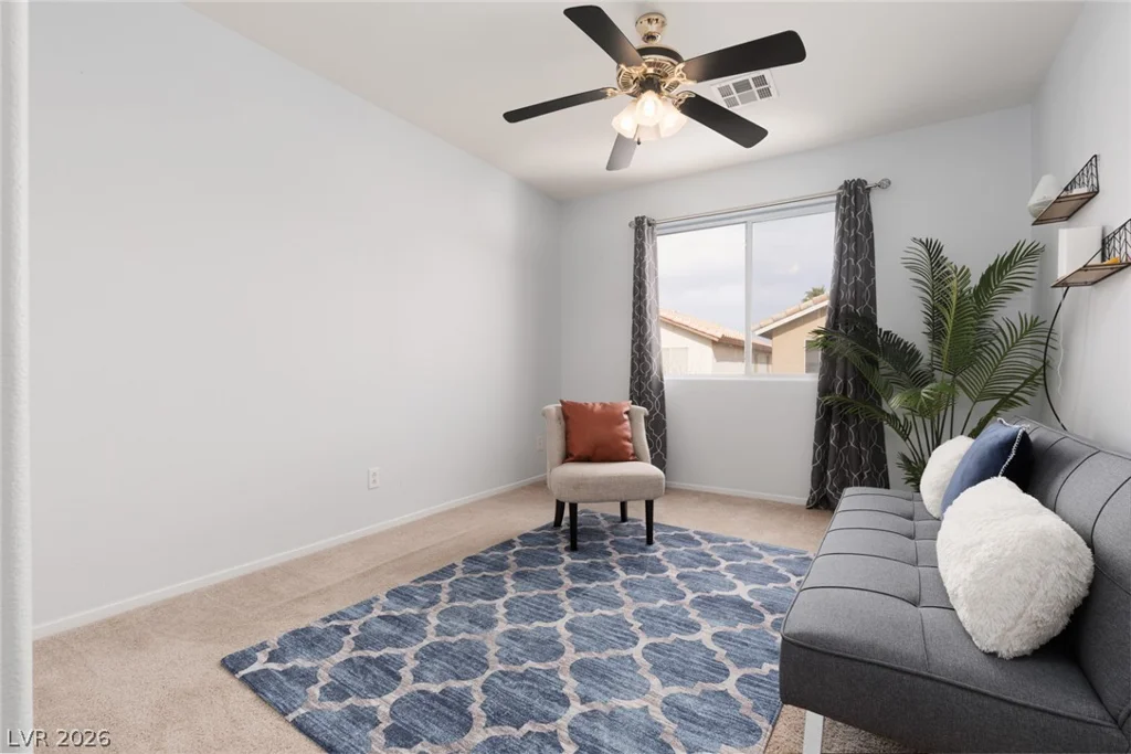 7904 Constantinople, Las Vegas, NV 89129