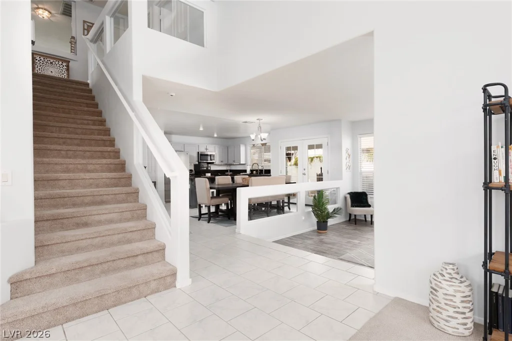 7904 Constantinople, Las Vegas, NV 89129