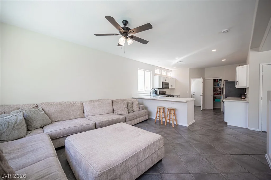 7609 Eminence, Las Vegas, NV 89131