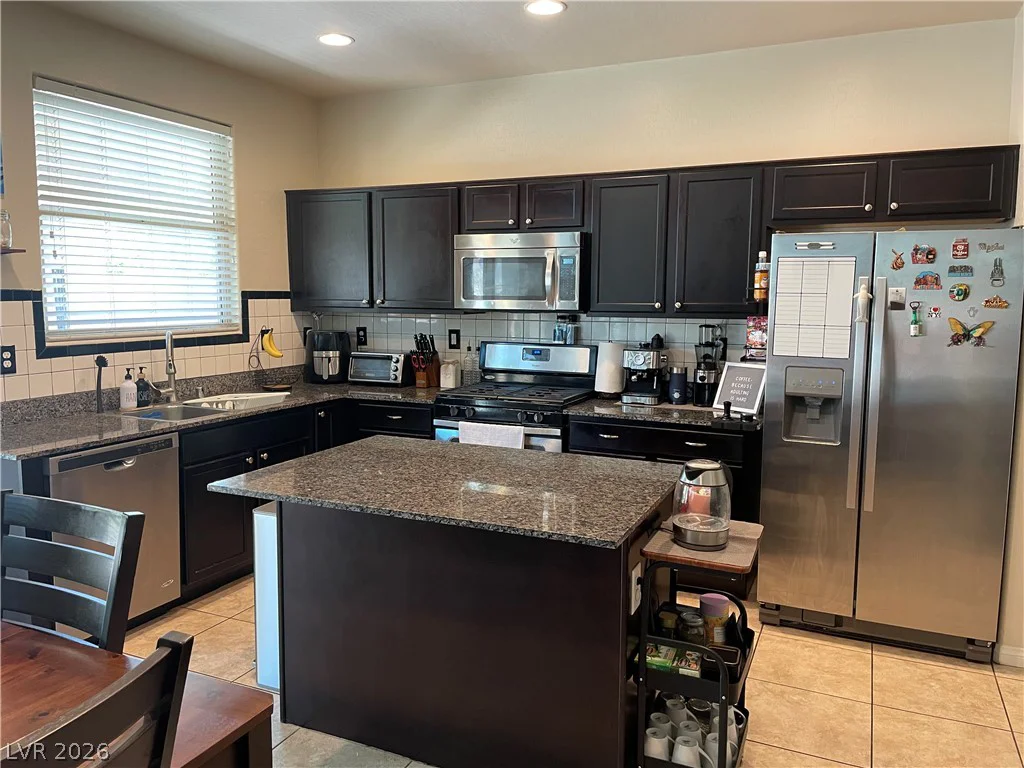 7068 Ipe Wood, Las Vegas, NV 89148