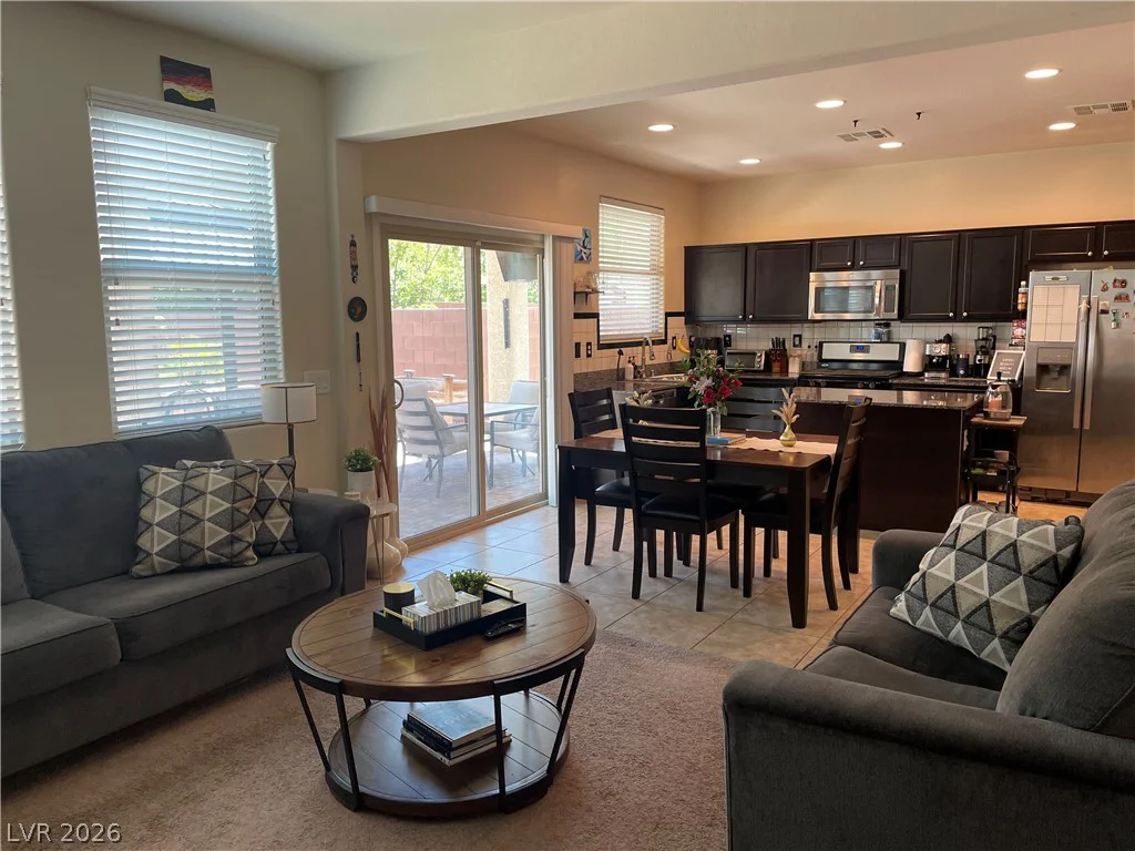 7068 Ipe Wood, Las Vegas, NV 89148