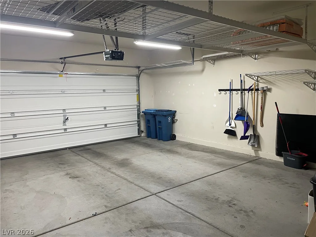 7068 Ipe Wood, Las Vegas, NV 89148