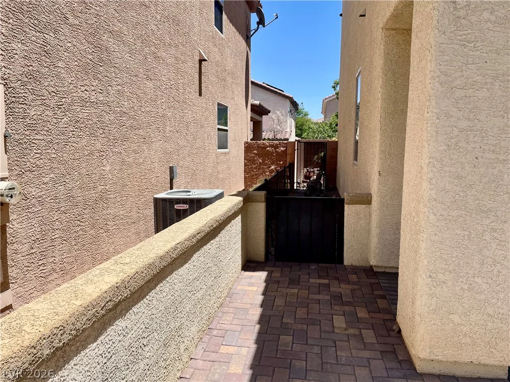 7068 Ipe Wood, Las Vegas, NV 89148
