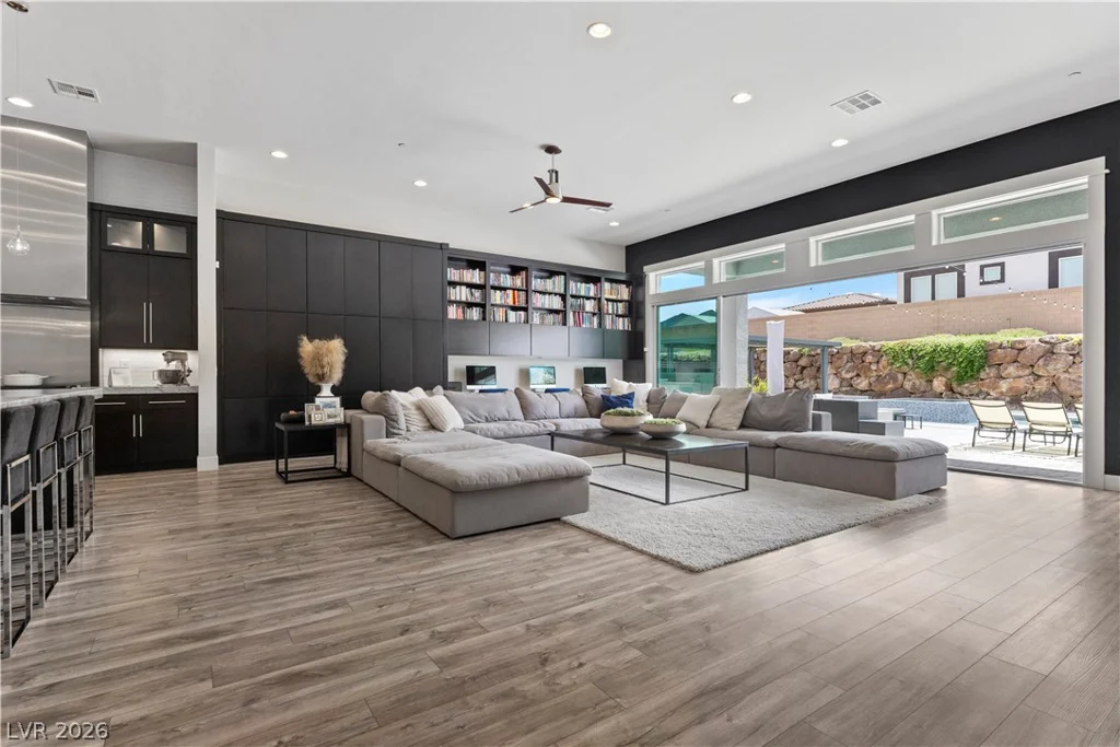 311 Lookout, Henderson, NV 89002