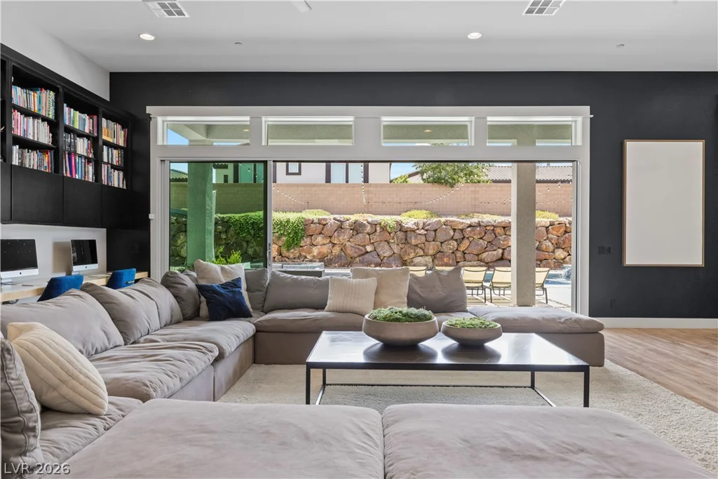 311 Lookout, Henderson, NV 89002