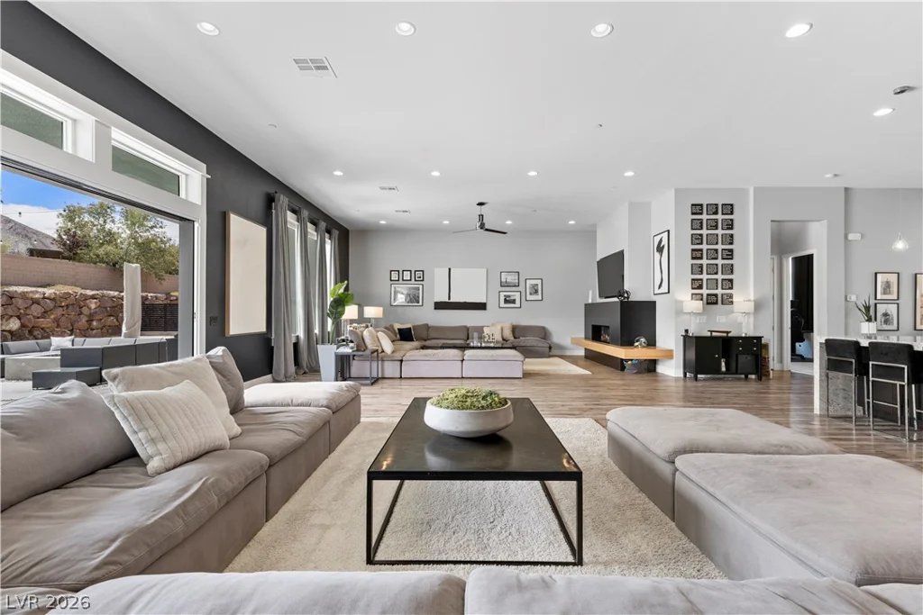 311 Lookout, Henderson, NV 89002