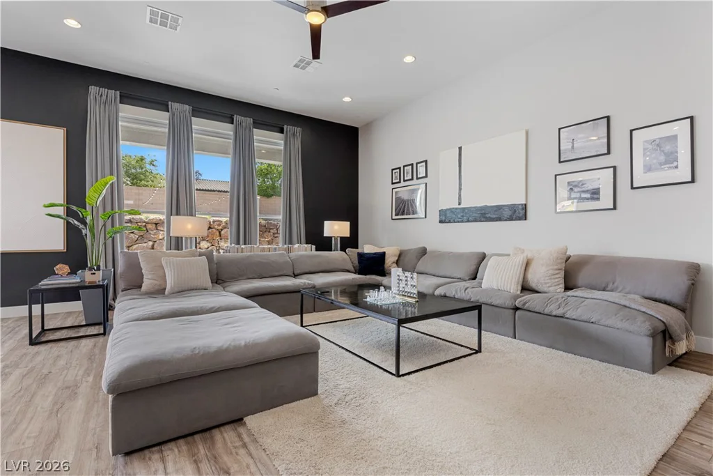 311 Lookout, Henderson, NV 89002