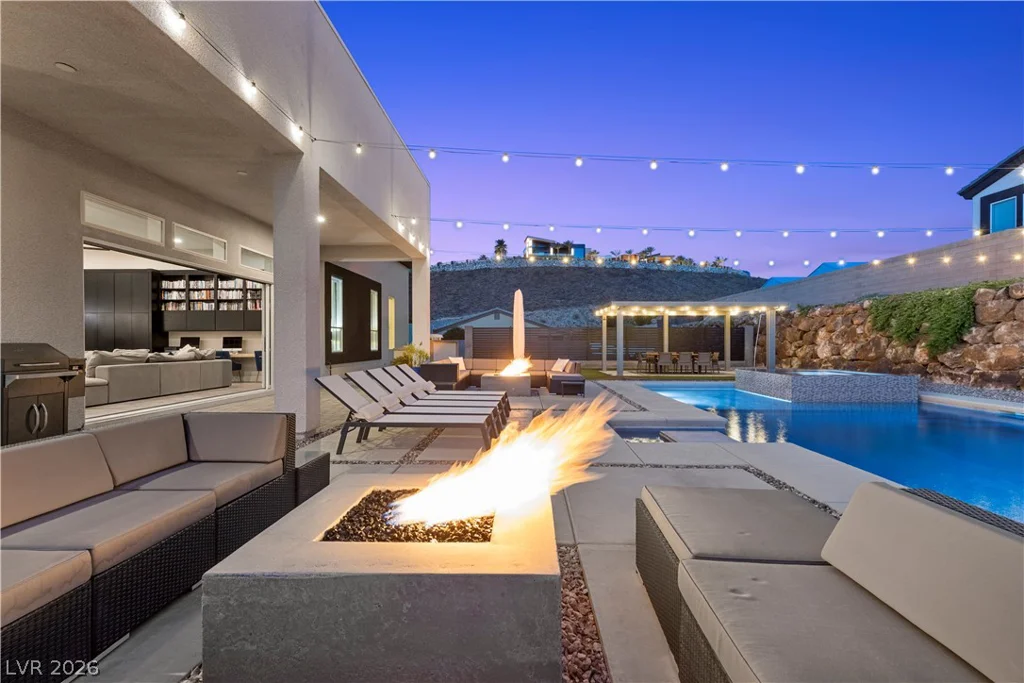 311 Lookout, Henderson, NV 89002