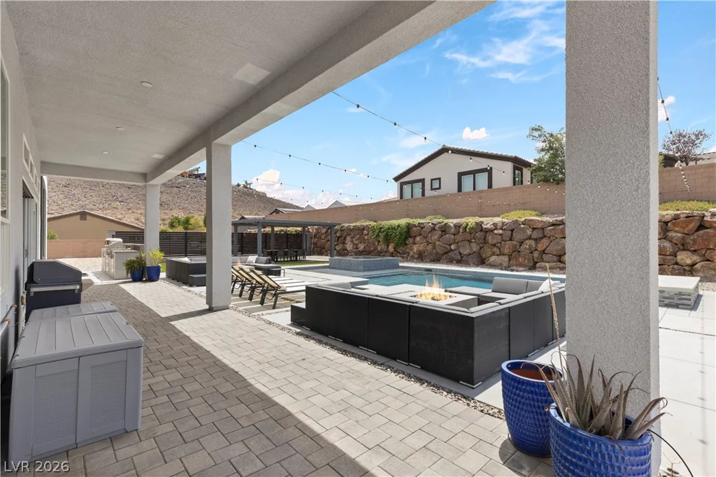 311 Lookout, Henderson, NV 89002