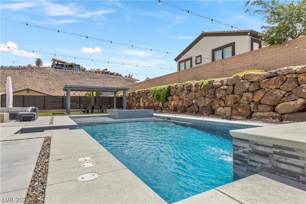 311 Lookout, Henderson, NV 89002