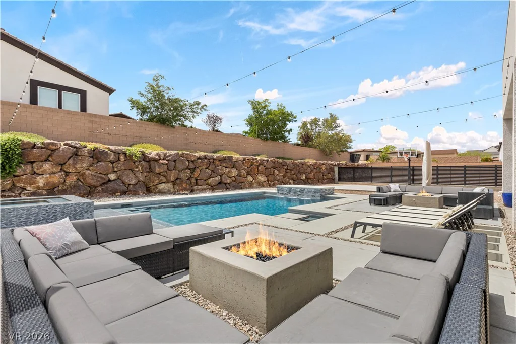 311 Lookout, Henderson, NV 89002