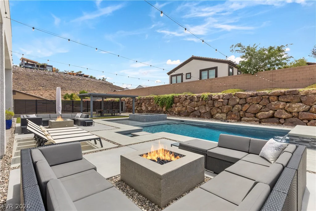 311 Lookout, Henderson, NV 89002