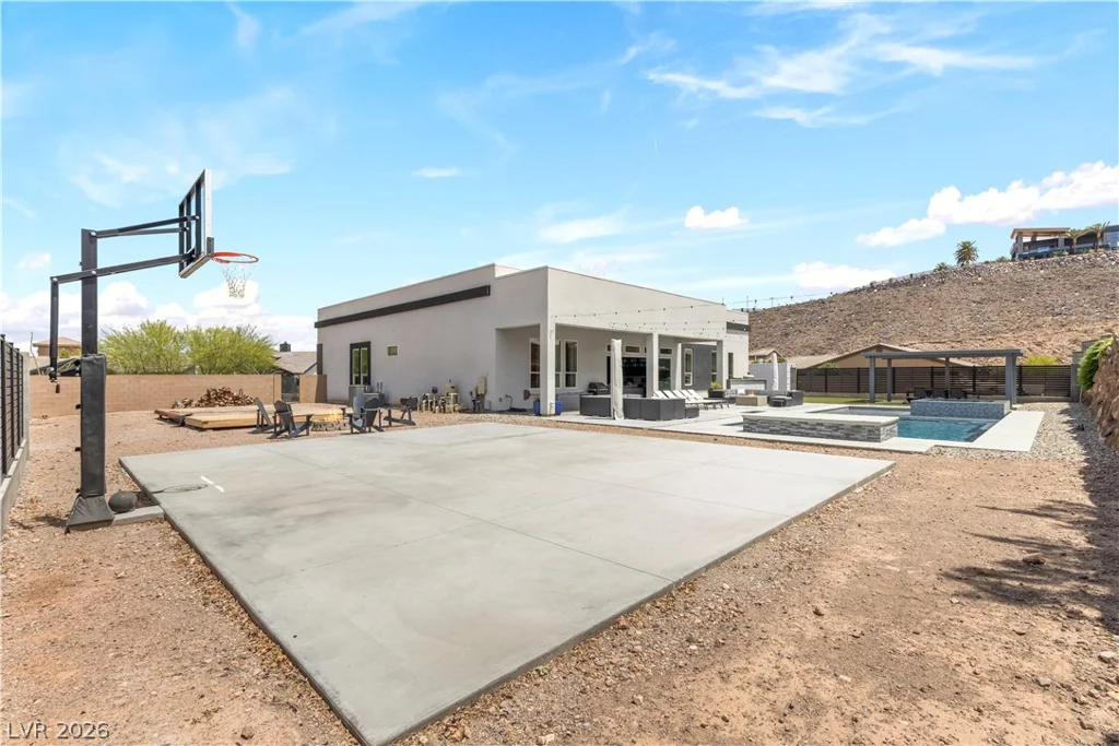 311 Lookout, Henderson, NV 89002