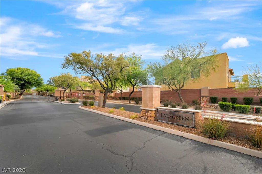10369 Borah Park, Las Vegas, NV 89178