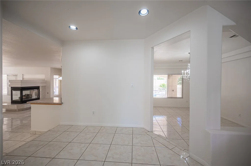 10761 Spruce Bough, Las Vegas, NV 89183