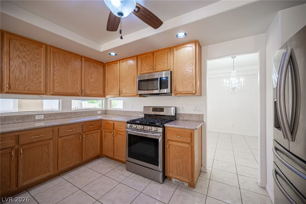 10761 Spruce Bough, Las Vegas, NV 89183