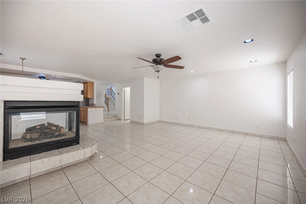 10761 Spruce Bough, Las Vegas, NV 89183