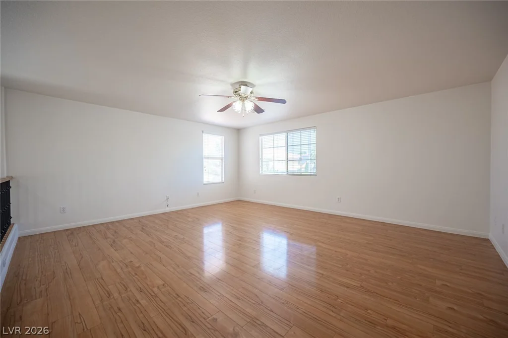 10761 Spruce Bough, Las Vegas, NV 89183