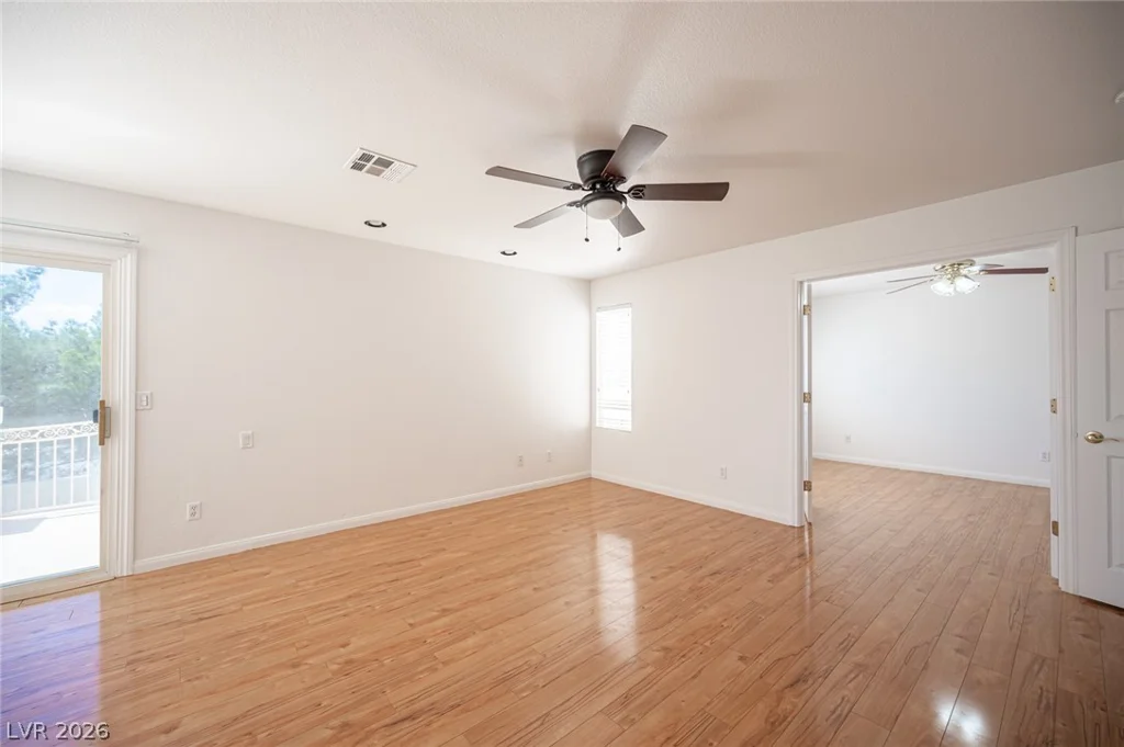 10761 Spruce Bough, Las Vegas, NV 89183