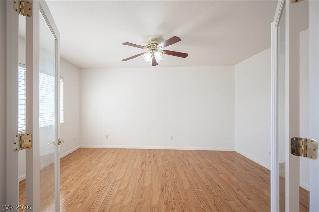 10761 Spruce Bough, Las Vegas, NV 89183