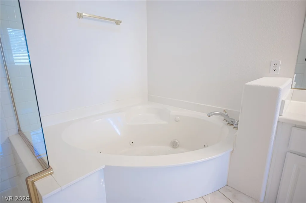 10761 Spruce Bough, Las Vegas, NV 89183