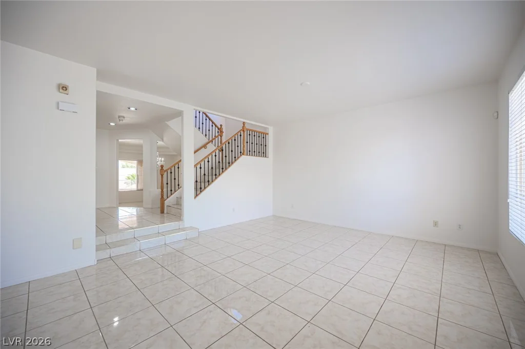 10761 Spruce Bough, Las Vegas, NV 89183