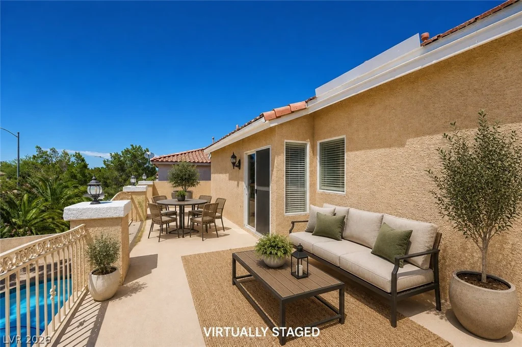 10761 Spruce Bough, Las Vegas, NV 89183
