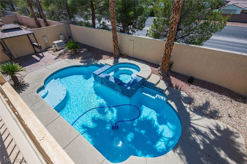 10761 Spruce Bough, Las Vegas, NV 89183