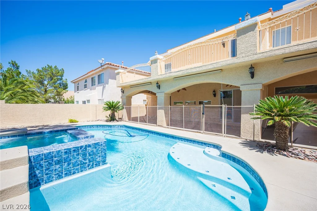 10761 Spruce Bough, Las Vegas, NV 89183