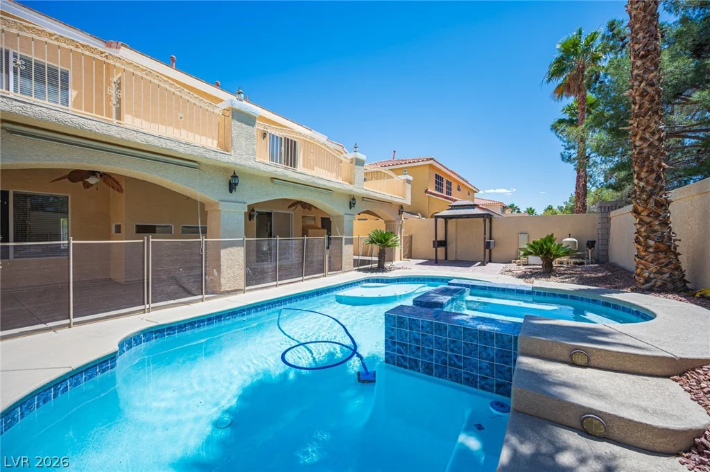 10761 Spruce Bough, Las Vegas, NV 89183