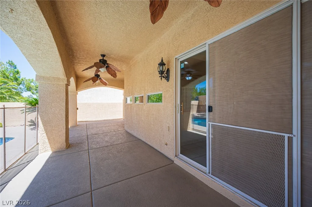 10761 Spruce Bough, Las Vegas, NV 89183