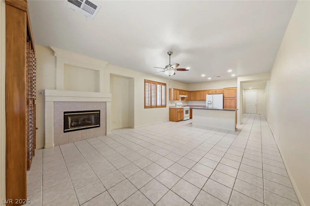 3246 Crown Cove, Las Vegas, NV 89117