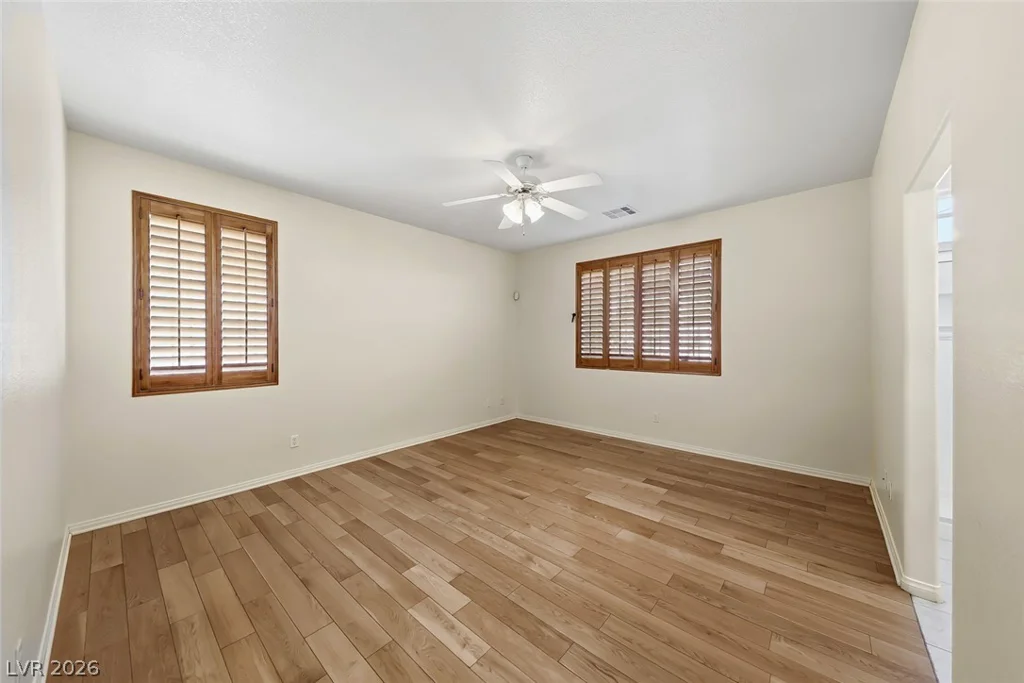 3246 Crown Cove, Las Vegas, NV 89117