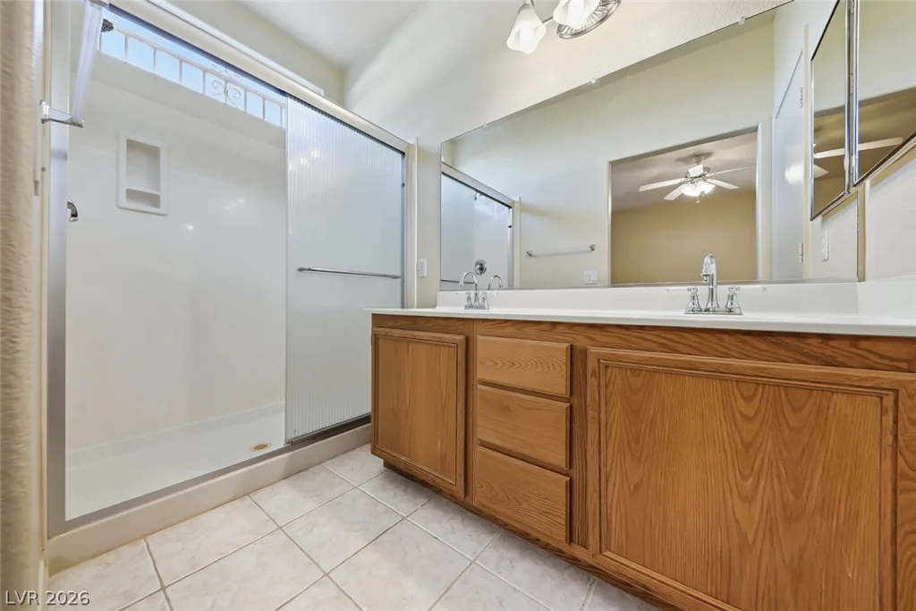3246 Crown Cove, Las Vegas, NV 89117