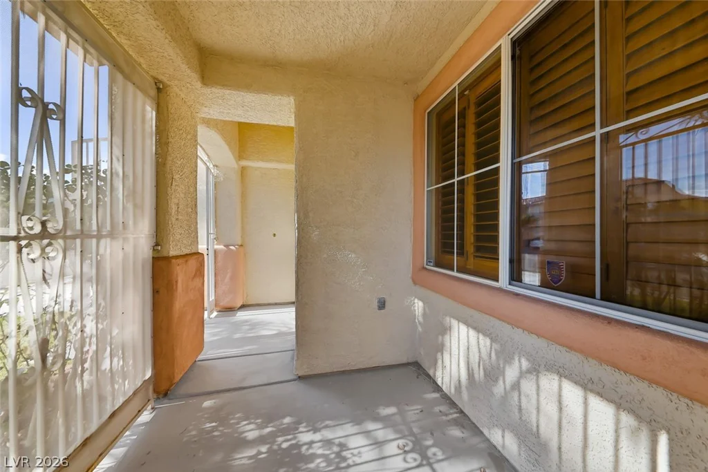 3246 Crown Cove, Las Vegas, NV 89117