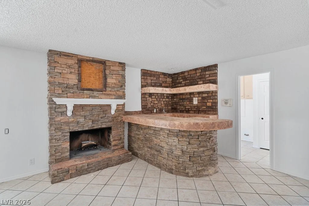 4311 Seville, Las Vegas, NV 89121
