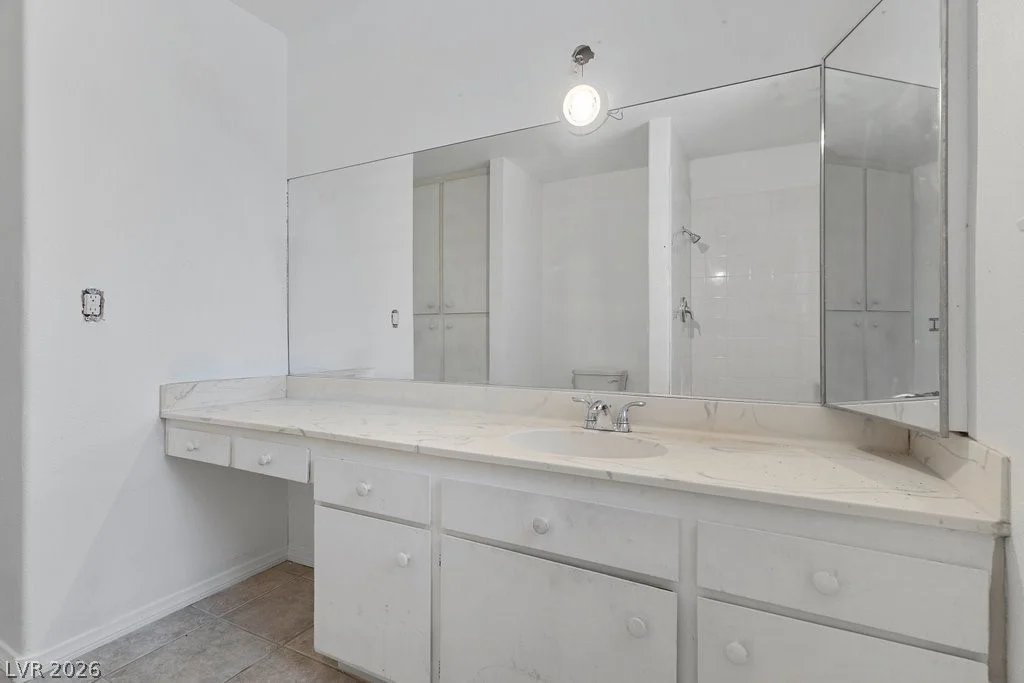 4311 Seville, Las Vegas, NV 89121