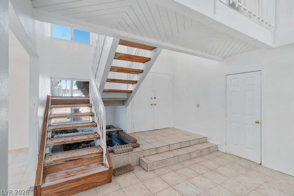 4311 Seville, Las Vegas, NV 89121