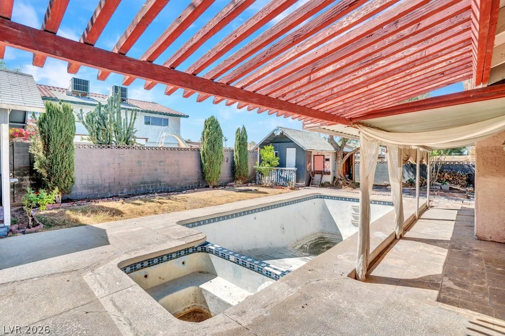 4311 Seville, Las Vegas, NV 89121