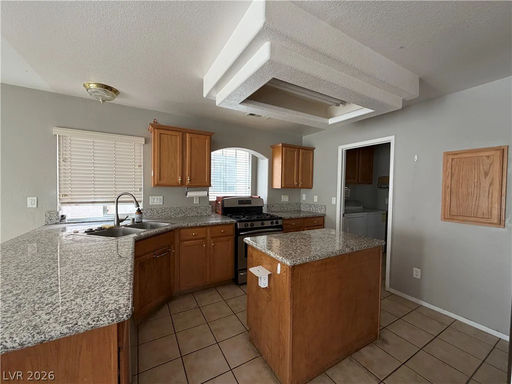 7546 Spindrift Tide, Las Vegas, NV 89139