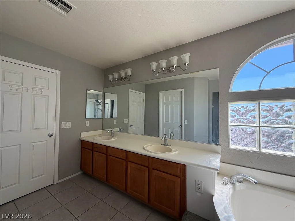 7546 Spindrift Tide, Las Vegas, NV 89139